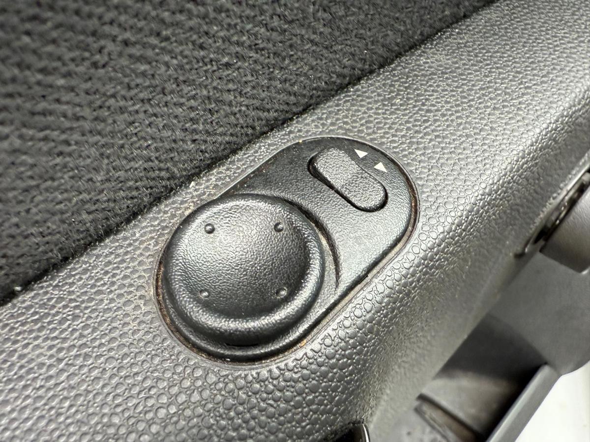 Opel Corsa D original Außenspiegel rechts elektrisch Z474 Casablancaweiss BJ10